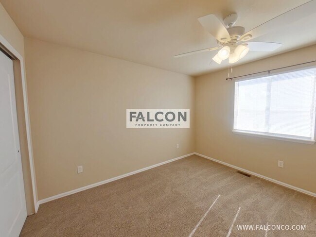 Building Photo - 7573 Duck Hawk Pl
