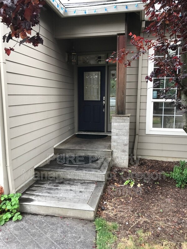 Building Photo - 18031 Chickaree Dr