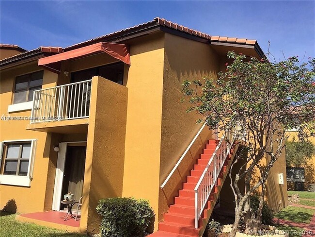 Primary Photo - 15620 SW 80th St