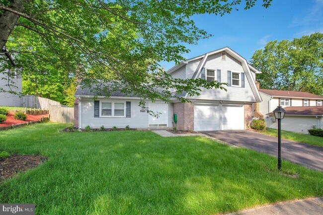 Building Photo - 9123 Old Burton Cir