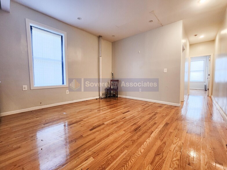 Building Photo - 148 W 142nd St