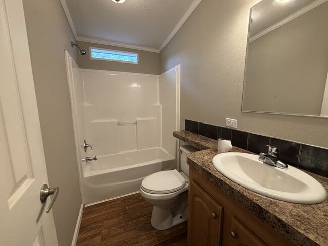 Building Photo - 17 Kimberly Ct