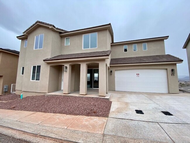 Building Photo - 438 N Stone Mountain Dr