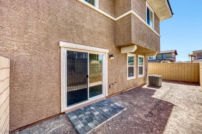 Building Photo - 773 Fallen Phoenix St