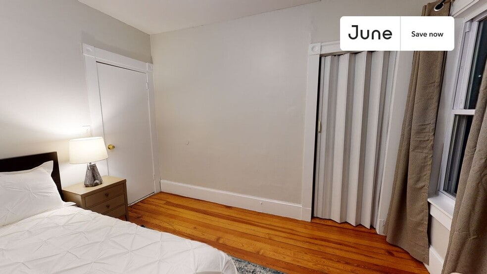 Building Photo - 29 Craigie St