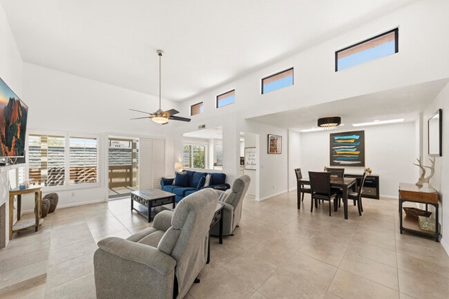 Building Photo - 41517 Armanac Ct