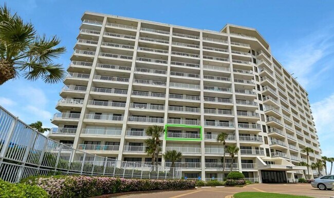 Primary Photo - 7700 Seawall Blvd
