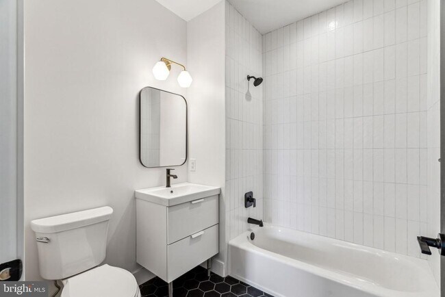 Building Photo - 1254 S 18th St