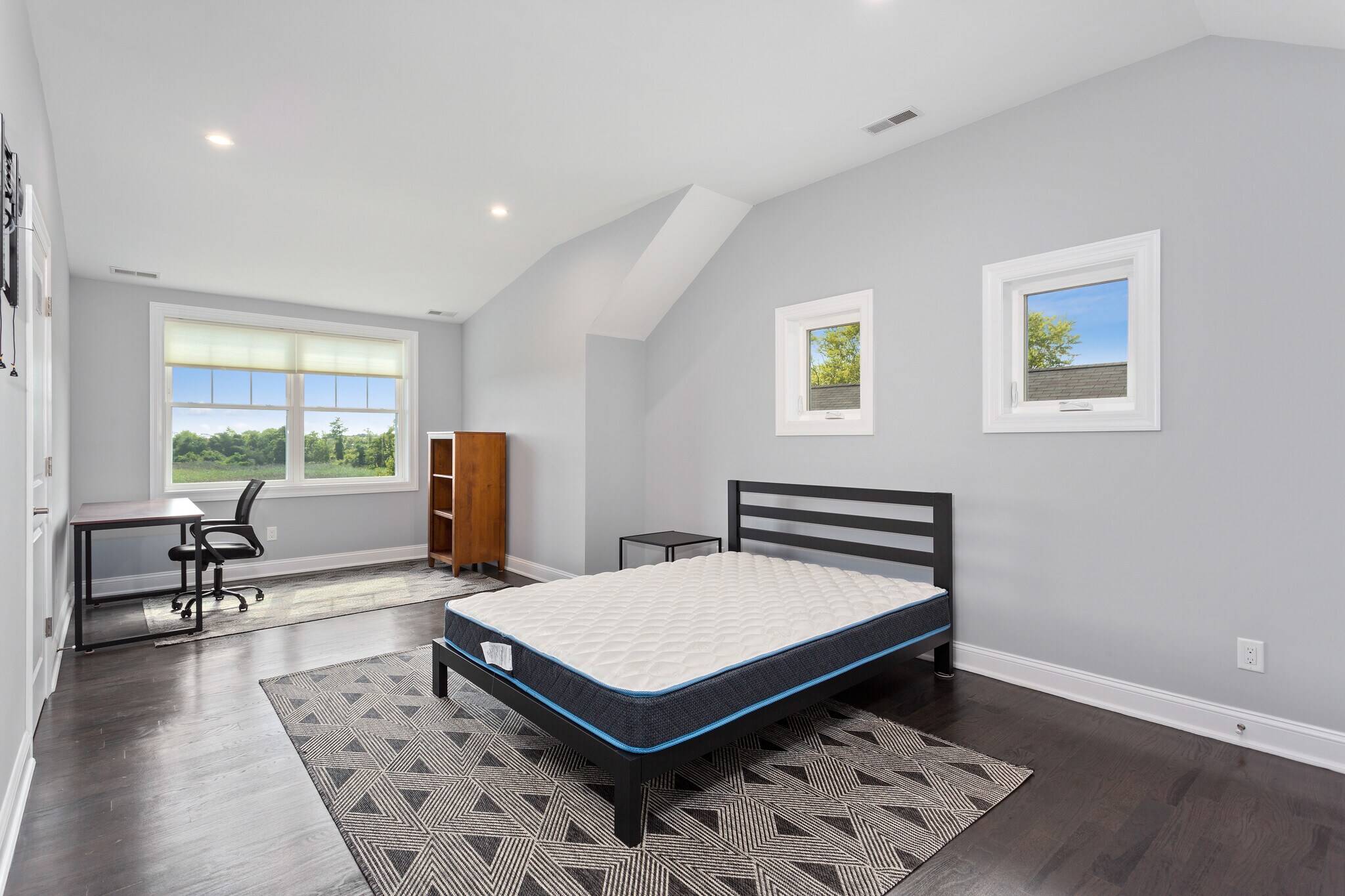 Building Photo - 928 Reef Rd