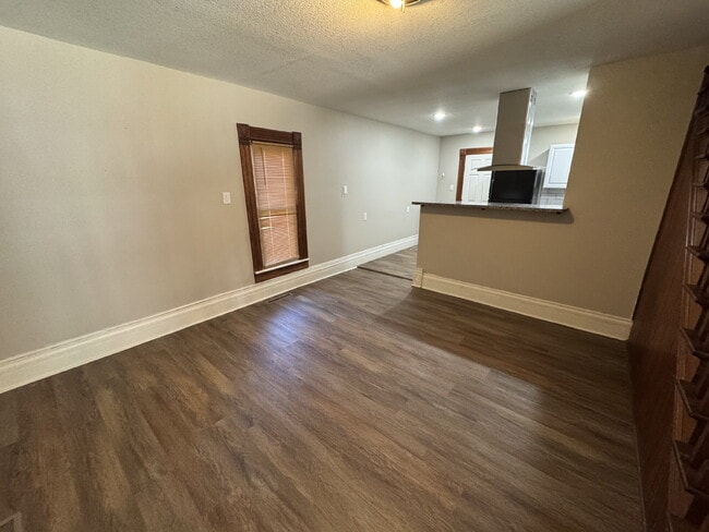 Building Photo - "Charming 4-Bedroom Home in Augusta with Spacious Living & Modern Comforts!"