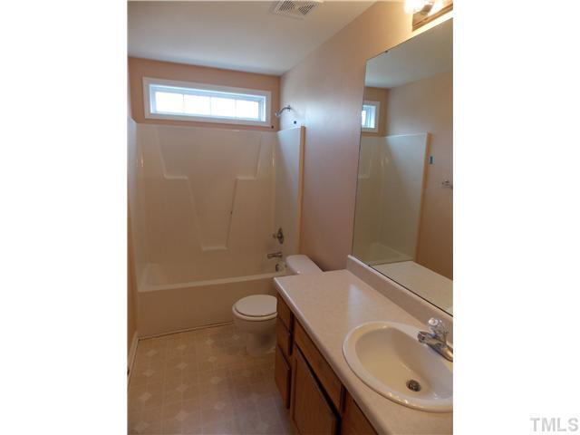 Building Photo - 1725-301 TW Alexander Drive, Durham, NC