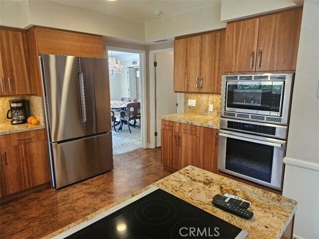 Building Photo - 10781 Lindbrook Dr