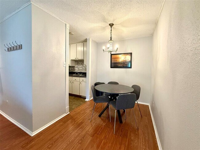Building Photo - 7950 N Stadium Dr