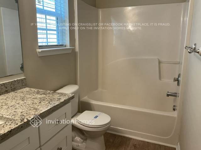 Building Photo - 7 Rockcress Ct