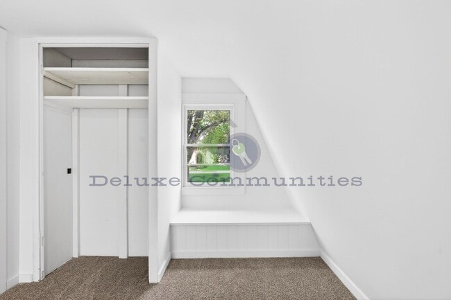 Building Photo - 3 Bedroom Single Family Home- Wyoming- Completely Remodeled!!!