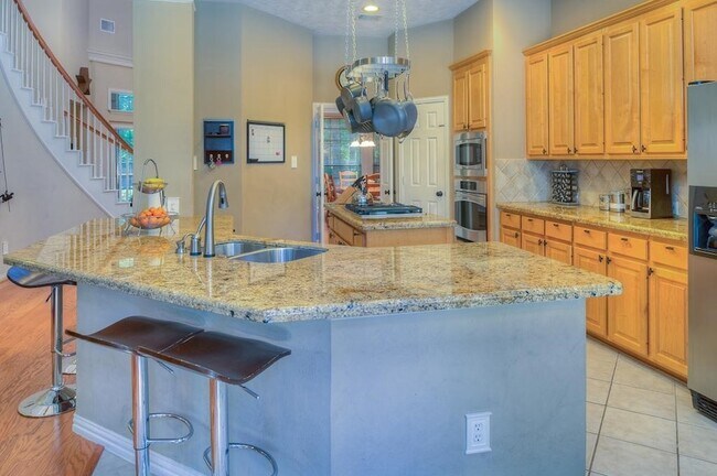 Building Photo - 22 Villa Canyon Pl