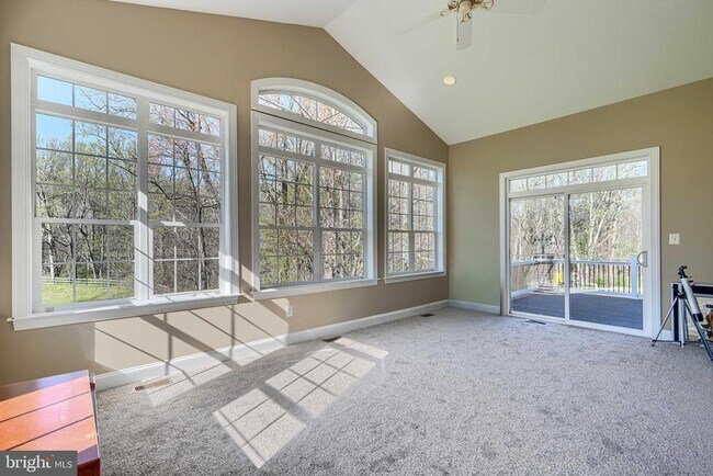 Building Photo - 1319 Martin Meadows Dr