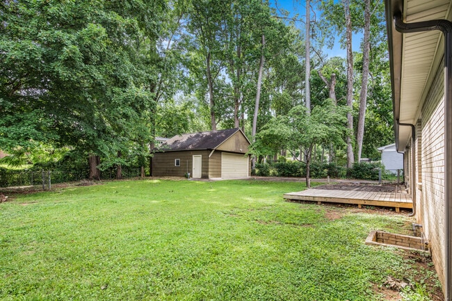 Building Photo - 11335 Chicamauga Trail SE