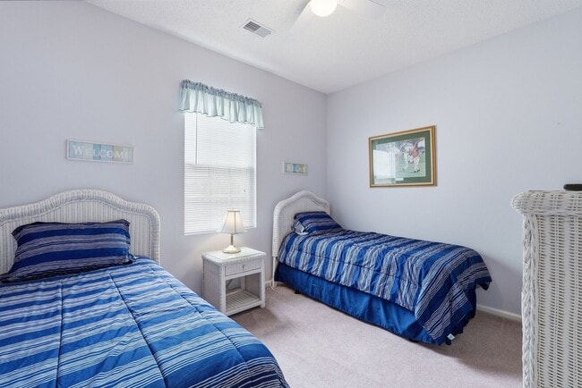 Building Photo - 149 Lazy Daisy Dr