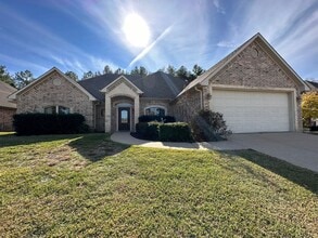 Building Photo - Coming Soon! Updated 5 Bedroom 3 Bath Home in South Tyler!