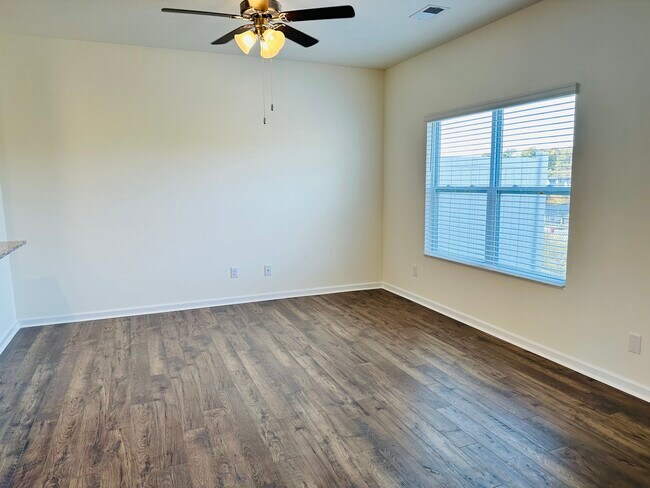 Building Photo - 94 Moon Rock Ct