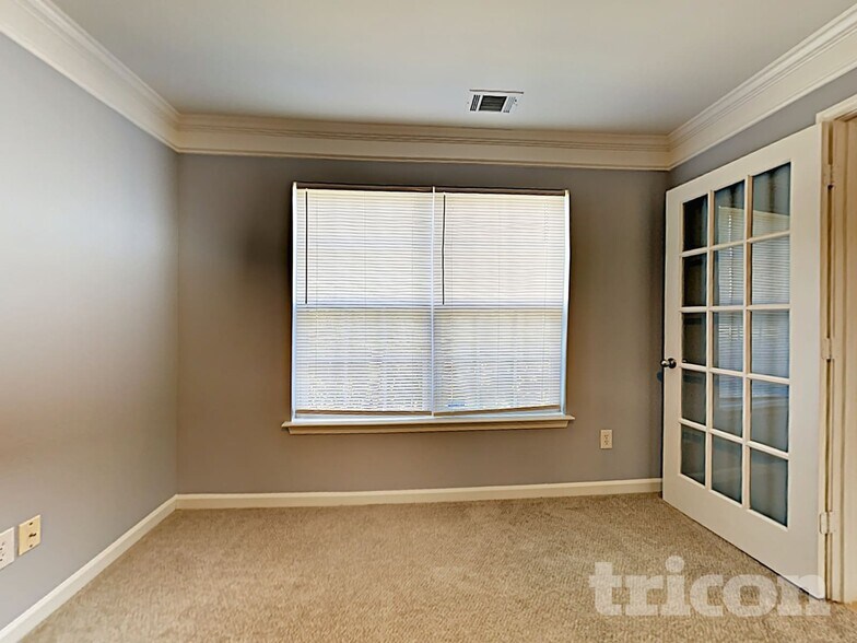 Building Photo - 4275 Spur Look Crossing