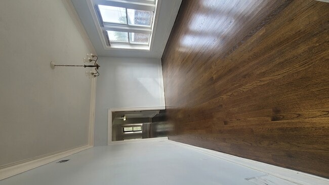 Building Photo - 7842 S Bennett Ave