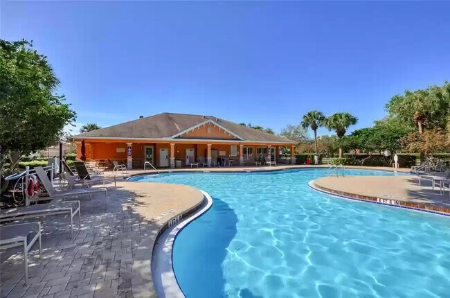 Building Photo - 7230 Hamilton Rd