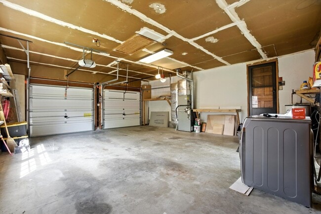 Building Photo - 24 Bohnert Dr