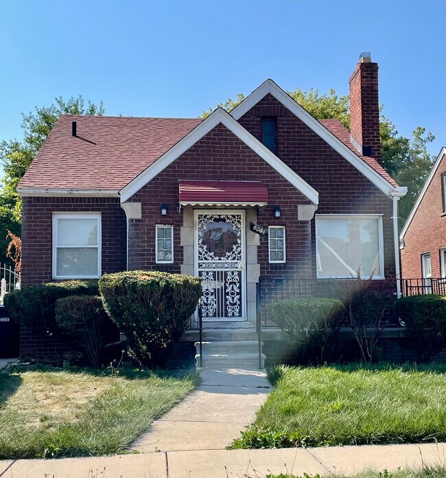 Primary Photo - 8041 Marlowe St