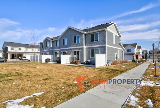 Building Photo - 577 S Windsong Ln