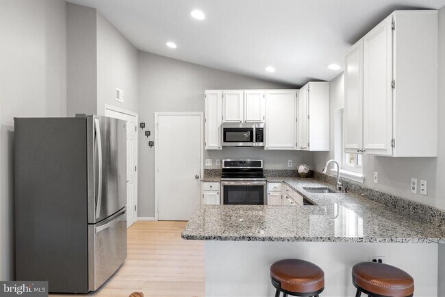 Building Photo - 12800 Turberville Ln