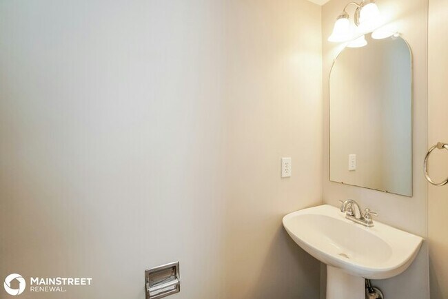 Building Photo - 228 Stonemast Loop, Pataskala, OH 43062