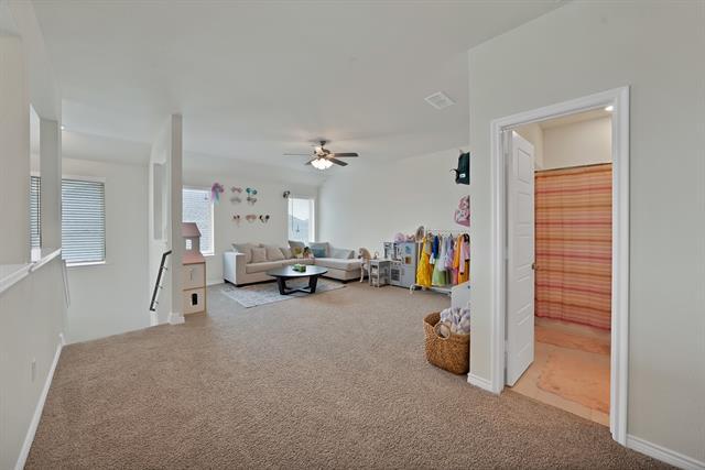 Building Photo - 9720 Lariat Dr