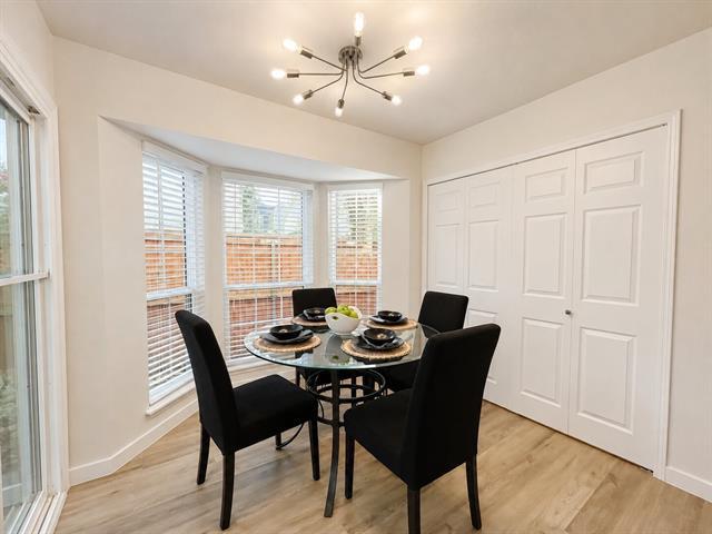 Building Photo - 300 Lamesa Ct