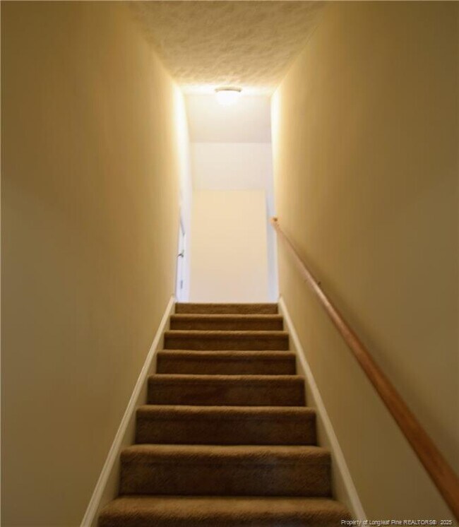 Building Photo - 137 Water Wood Ct
