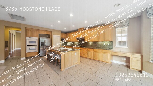 Building Photo - 3785 Hobstone Pl
