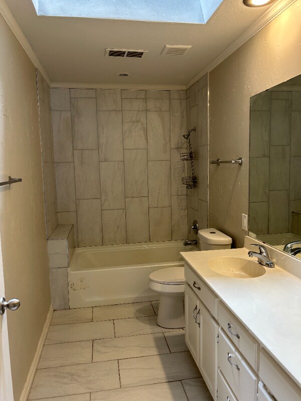 Building Photo - 7209 Dukes Pl