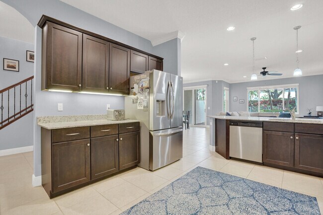 Building Photo - 2005 Foxtail View Ct