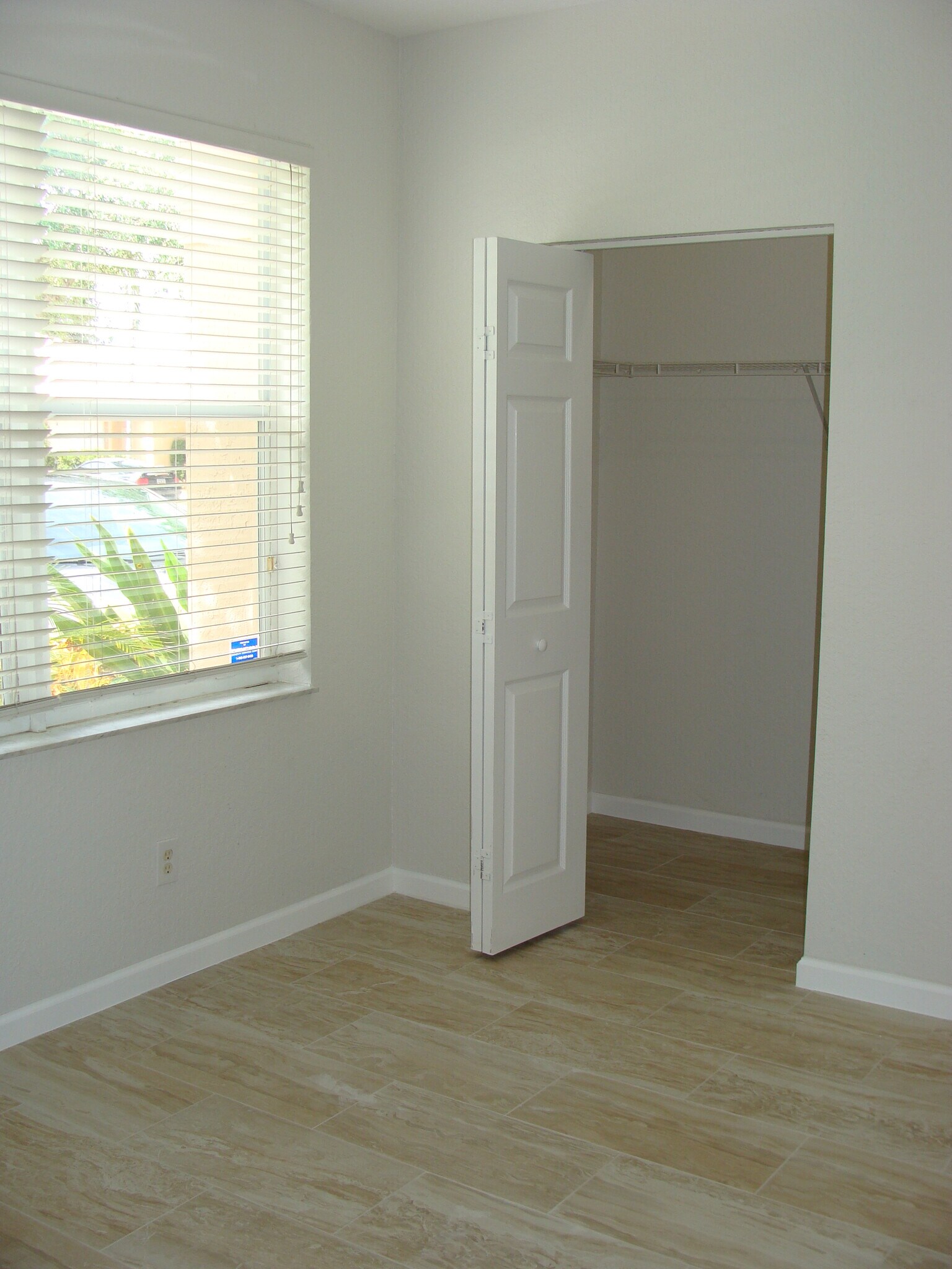 Building Photo - 369 W Coral Trace Cir