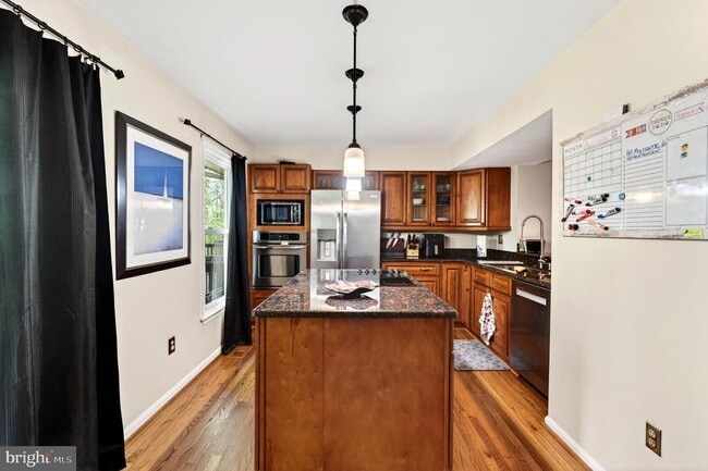 Building Photo - 14230 Oxford Dr