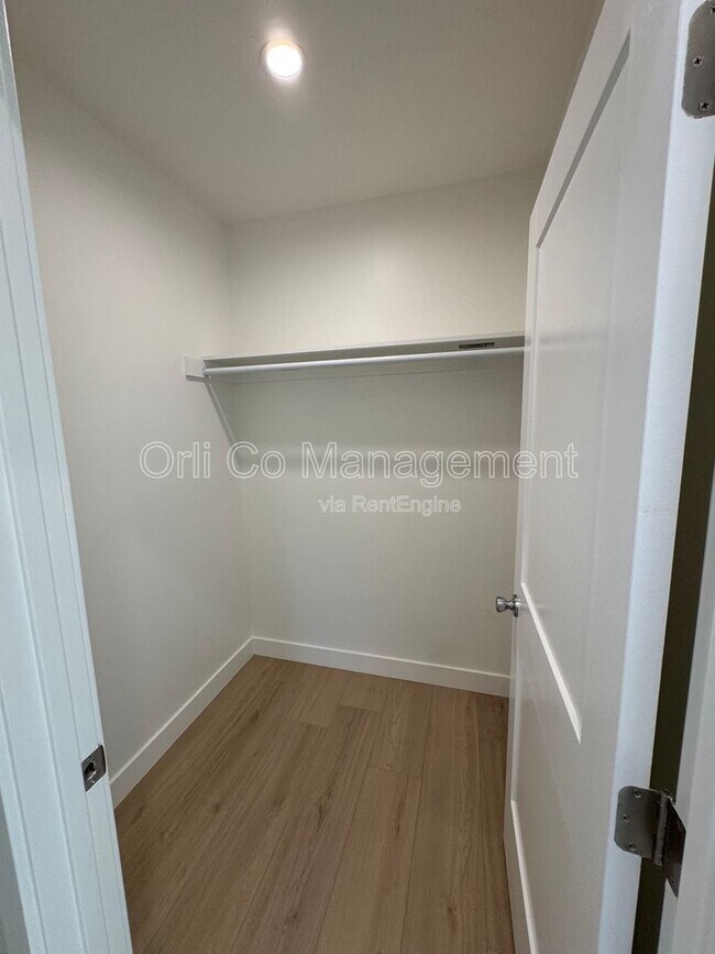 Building Photo - 19229 Friar St