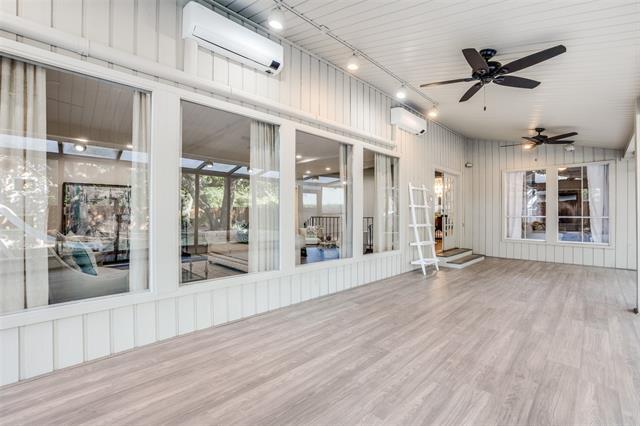 Building Photo - 15211 Meandering Way