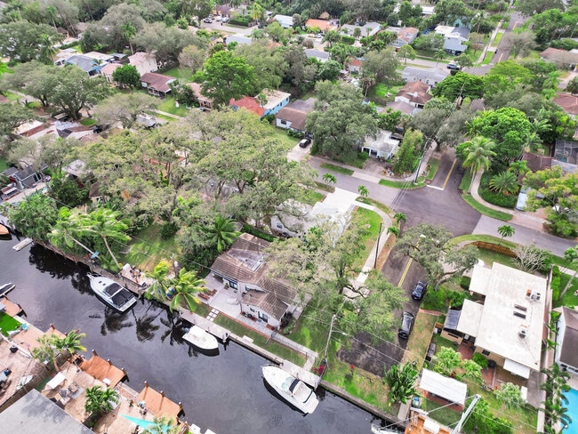 Building Photo - 937 SW 17th St