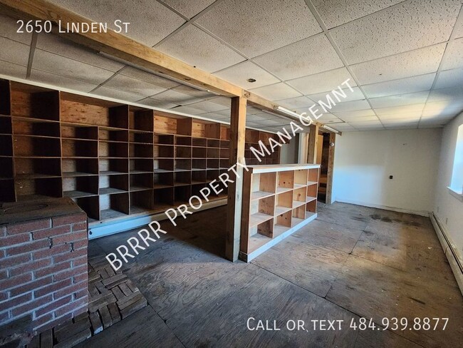 Building Photo - 2650 Linden St