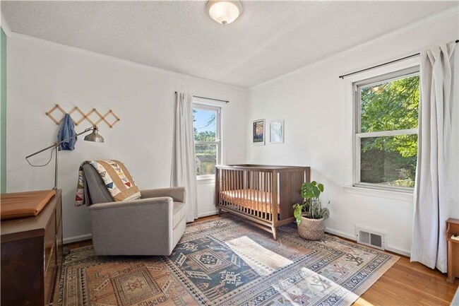Building Photo - Charming Prairie Village Ranch + Designer ...