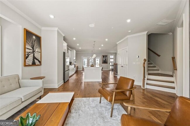 Building Photo - 2145 Burnside Dr NW