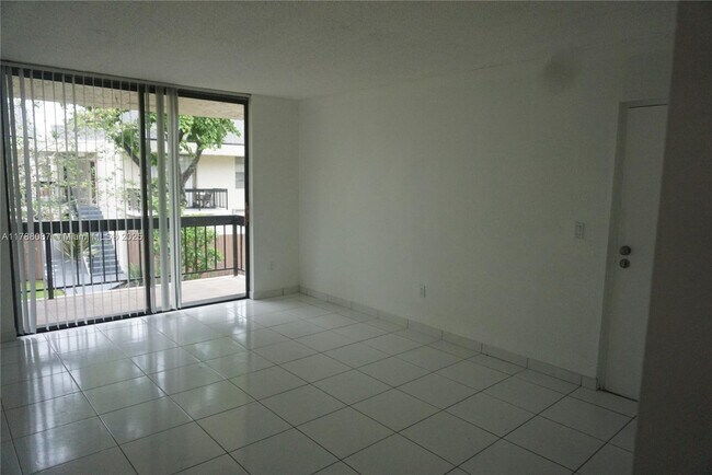 Building Photo - 8311 SW 142nd Ave