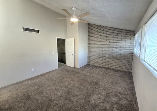 Building Photo - 5701 E Glenn St