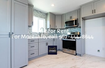 Building Photo - New Apartment  - 2 Bedrooms / 2 Bath - Bellflower